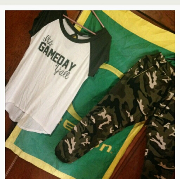 SOLD OUT - Picture 5 of 8